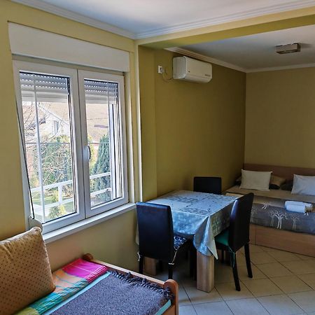Apartments Popovic Белград Екстер'єр фото